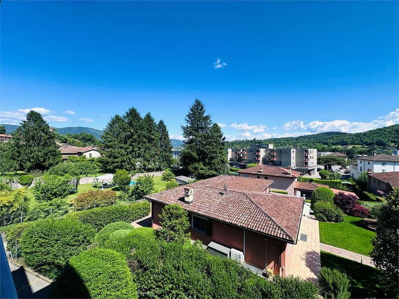 STABIO - 3.5 locali ristrutturato in zona residenziale, tranquilla e i (1)