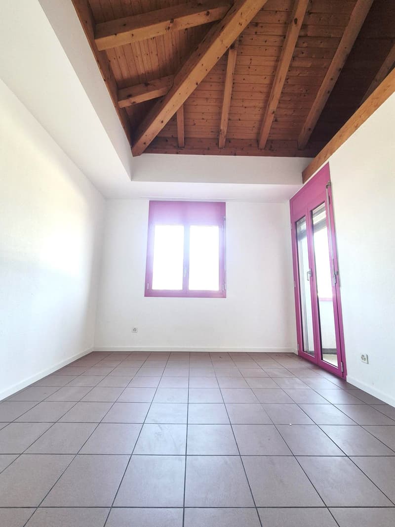 empty room, wooden beams, square tiles, white walls, pink window and door