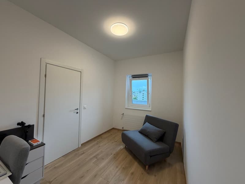 Wunderschöne 3.0 Zimmer mit Studio VÖLLIG EINGERICHTET (2)