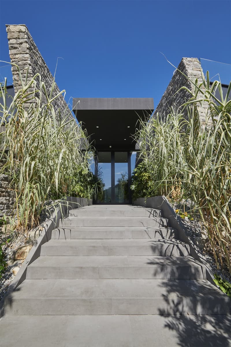 LIBELLULA RESIDENCE: Stupendo appartamento con enorme giardino e vista lago (15)