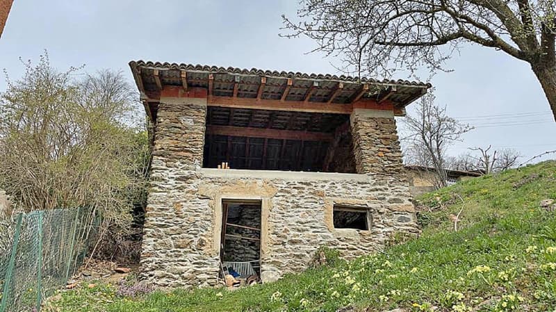 House with garden and barn (secondary house) (9)