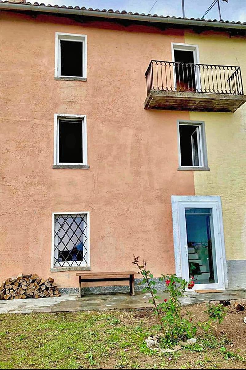 House with garden and barn (secondary house) (4)