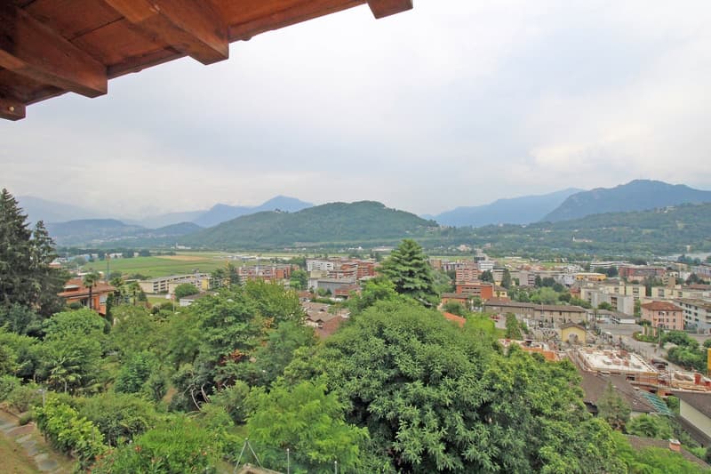 Attic with 2.5 rooms and lake view (5)