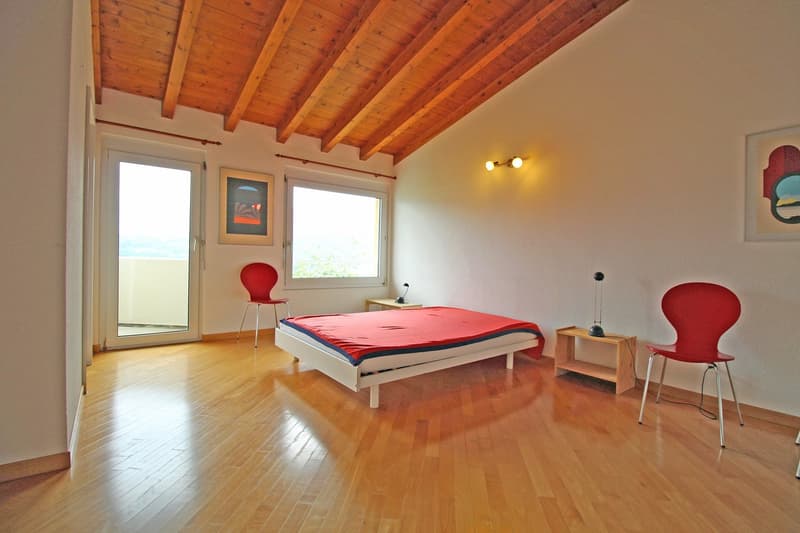 Attic with 2.5 rooms and lake view (7)