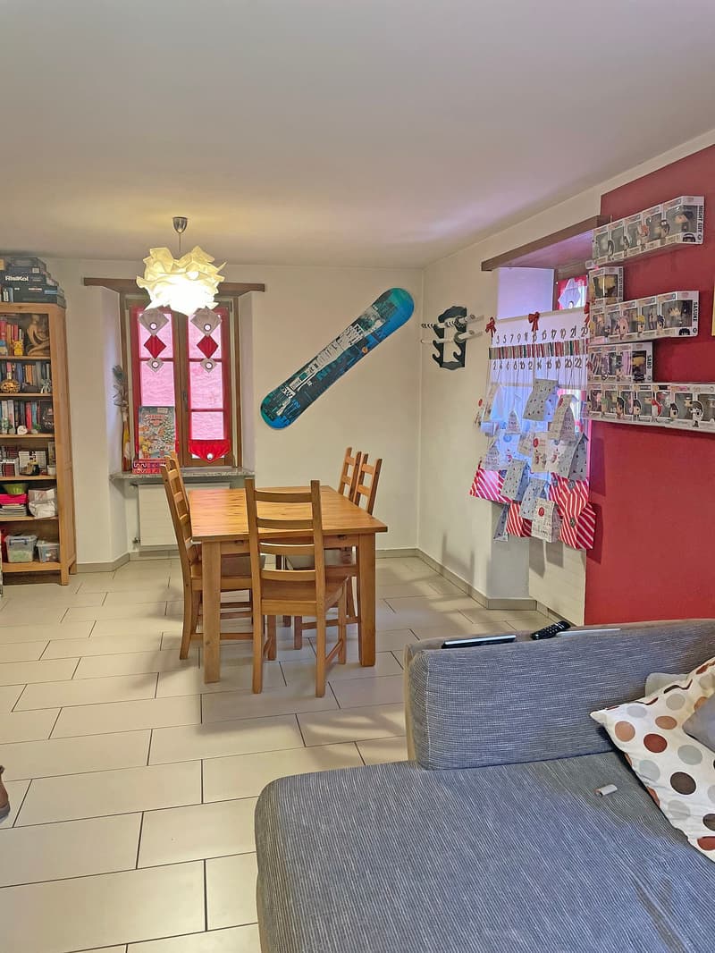 Wohnung mit 3,5 Zimmern (2)