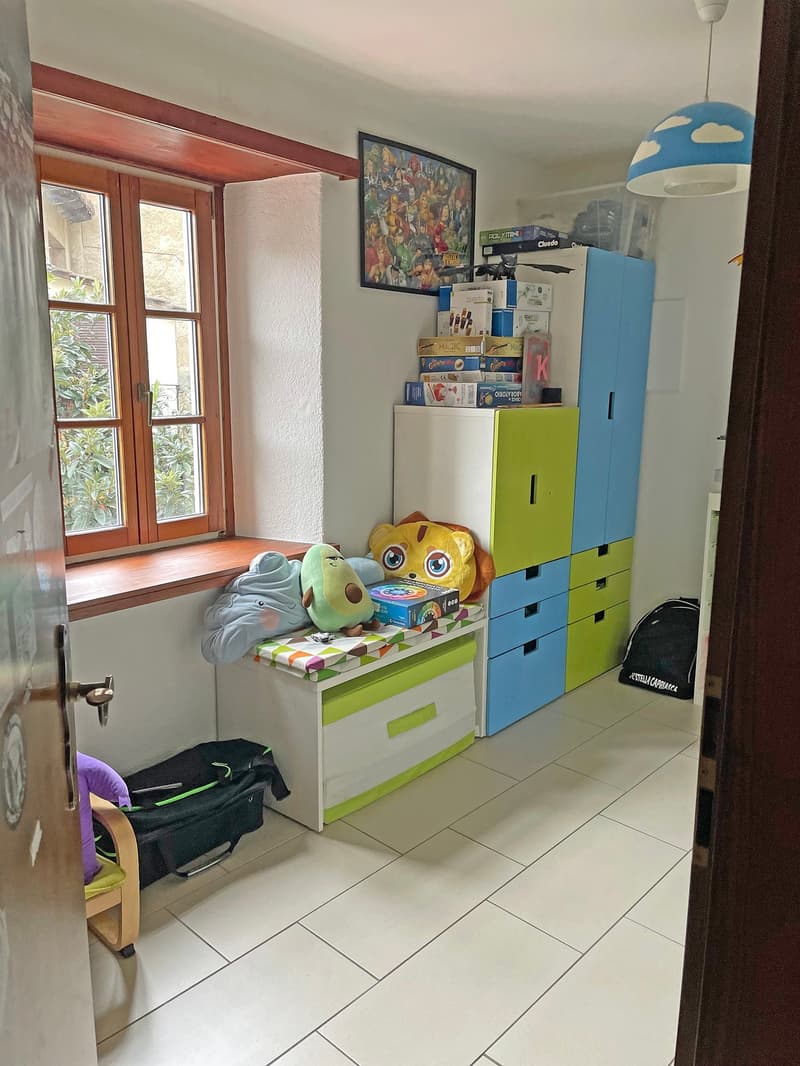 Wohnung mit 3,5 Zimmern (6)