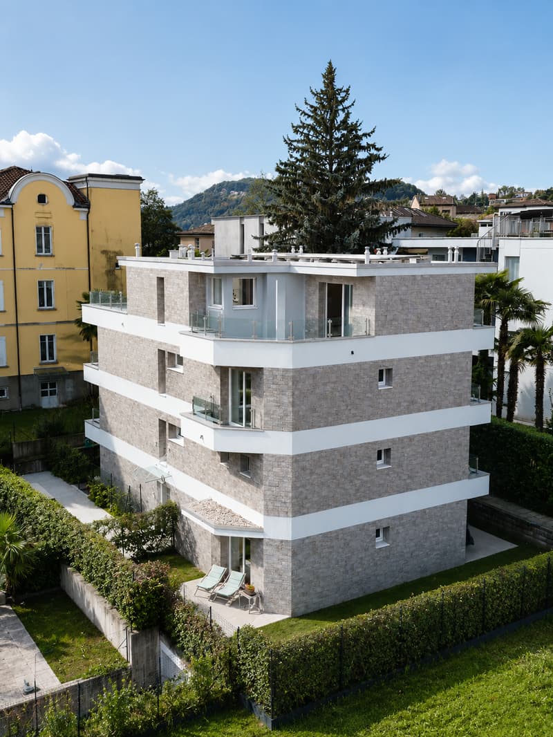 Elegante attico duplex di 3.5 locali con ampie terrazze (8)
