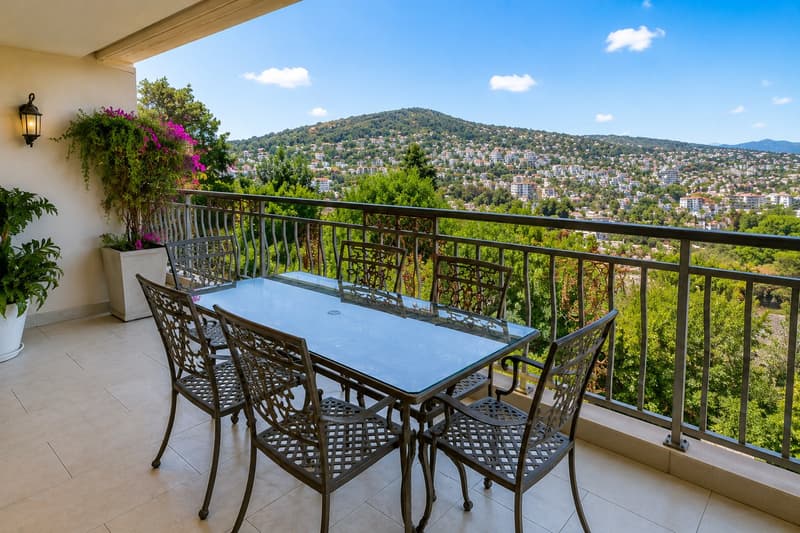 Pregassona – Elegante appartamento di 7 locali con terrazza, piscina e area wellness (6)