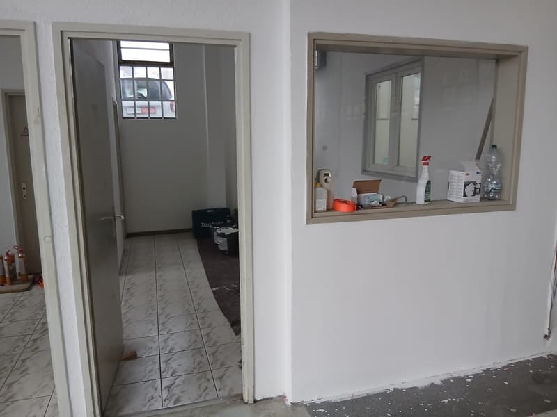 Locale commerciale e magazzino in affitto a Grancia (9)