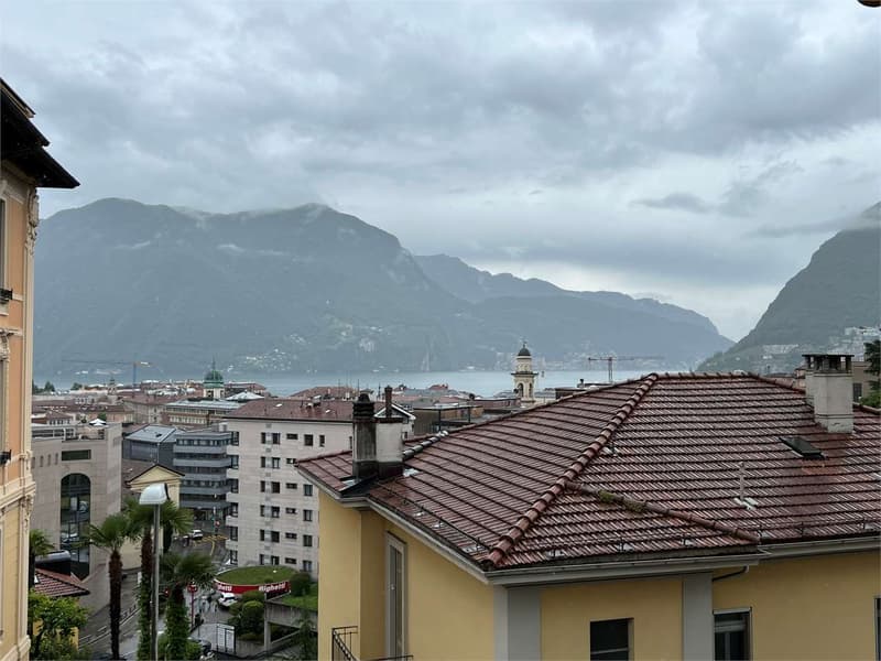 Rif. 2505 Lugano centro 4.5 locali con vista lago (8)
