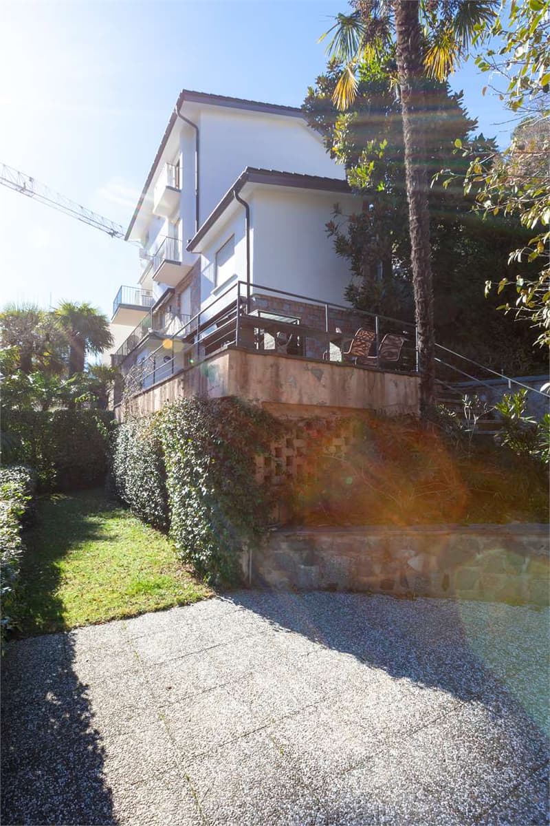 Vico Morcote - 2,5 pièces rénové avec terrasse panoramique et jardin (6)