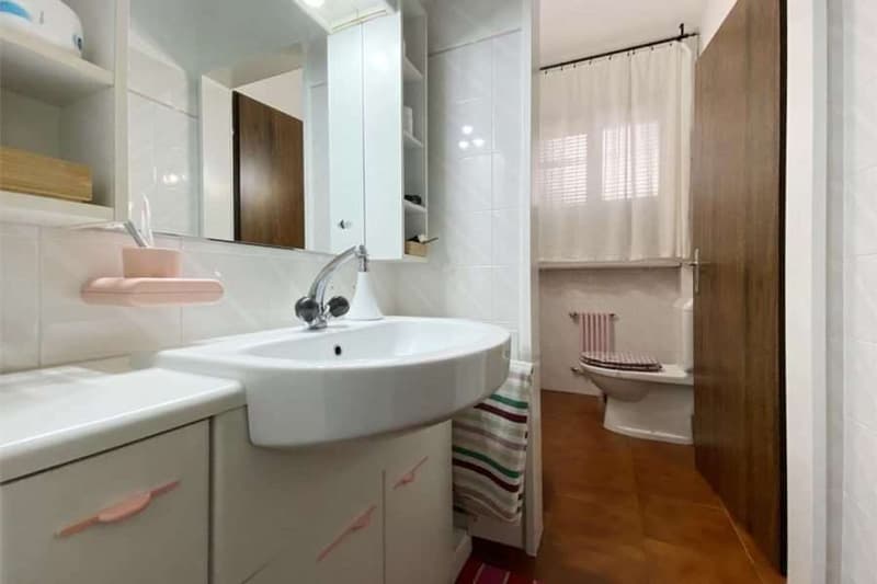 2397_Coldrerio, maison unifamiliale avec piscine (9)
