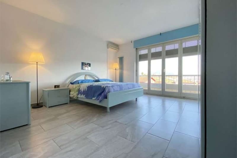 2397_Coldrerio, maison unifamiliale avec piscine (6)