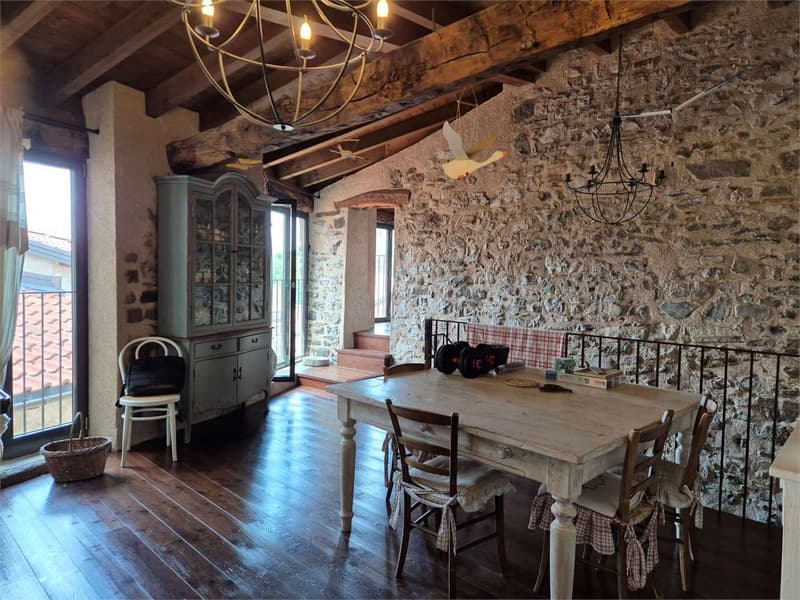 2608_Casa rustica ticinese nel nucleo con vista lago. (8)