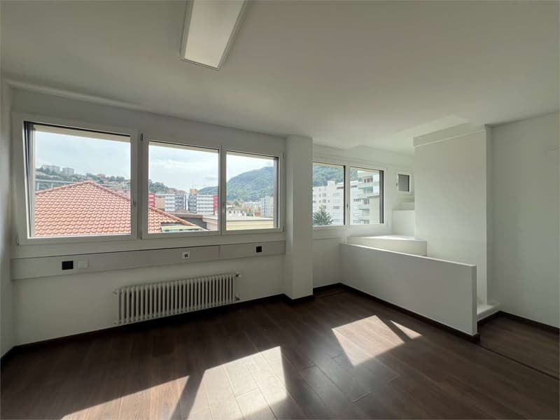 Rif. 2539 Chiasso Büro modern (2)
