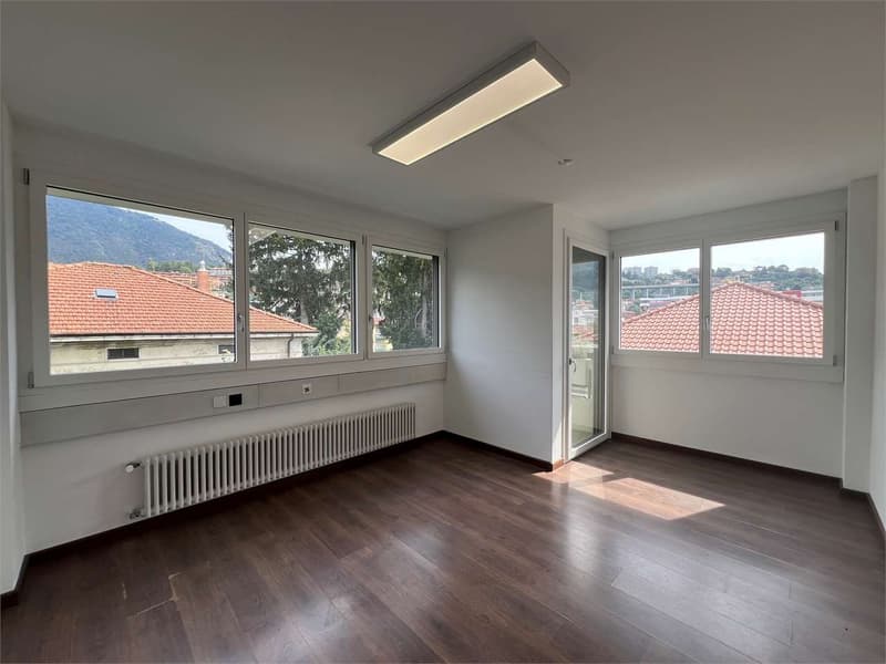 Rif. 2539 Chiasso Büro modern (4)