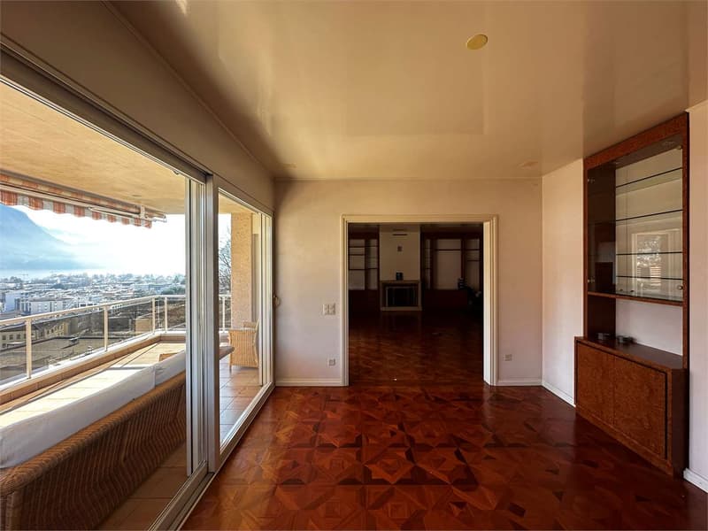 Rif.2645 Elegantes Wohnhaus von 400 m² mit Seeblick in Lugano (7)