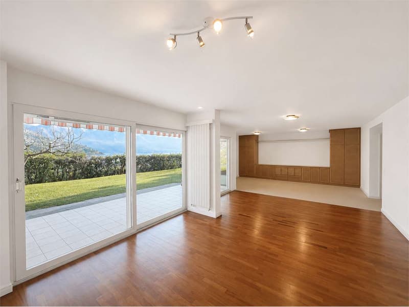 Rif.2645 Elegante Residenza di 400 mq con Vista Lago a Lugano (7)