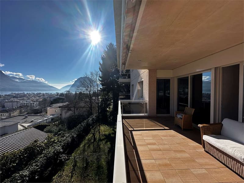 Rif.2645 Elegantes Wohnhaus von 400 m² mit Seeblick in Lugano (8)