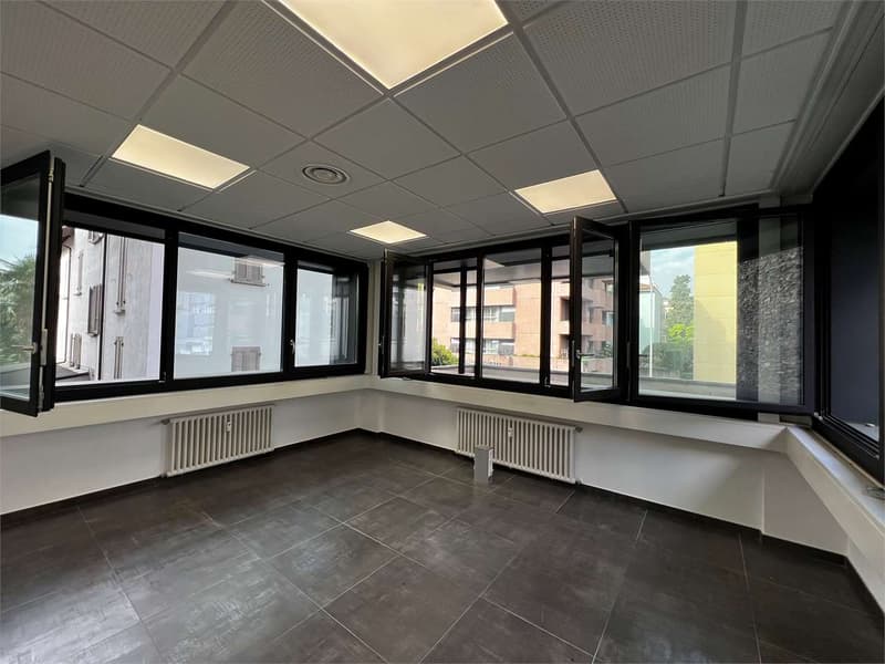 rif.2683 Lugano Büro duplex zur Miete, Zone Parco Ciani (2)
