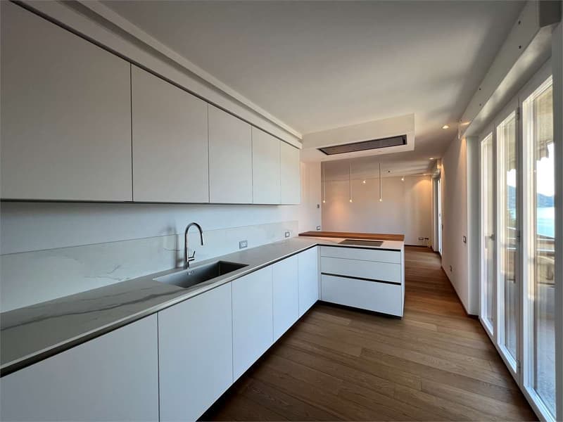 Rif. 2688 Cassarate geräumiges 3.5-Zimmer-Wohnung mit Seeblick (4)