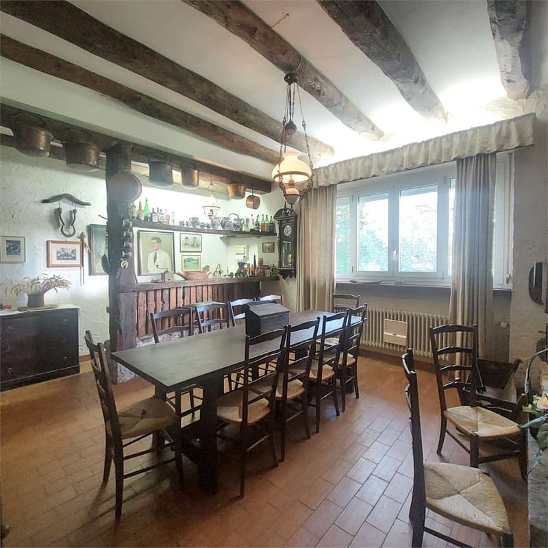 Montagnola, elegant villa with 7.5 rooms and building plot (6)