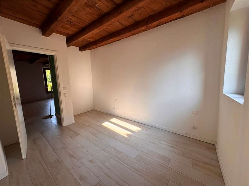 Rif. 2698 Schönes Apartment 3.5 Zimmer in kleiner Residenz (4)