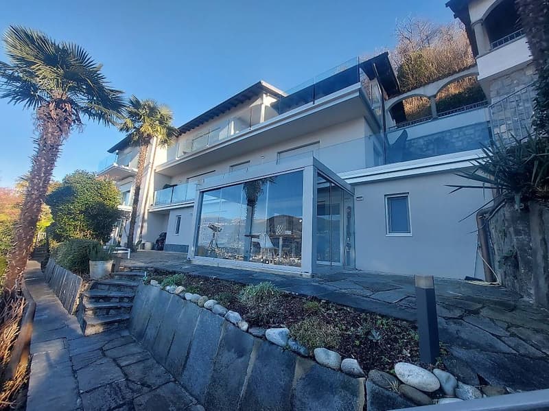 2473_Montagnola, renovated 4.5 rooms with lake view (9)