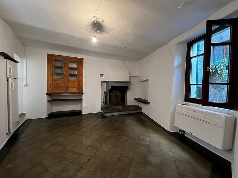 Rif. 2633 Sonvico, maison de famille sur trois niveaux à louer (4)