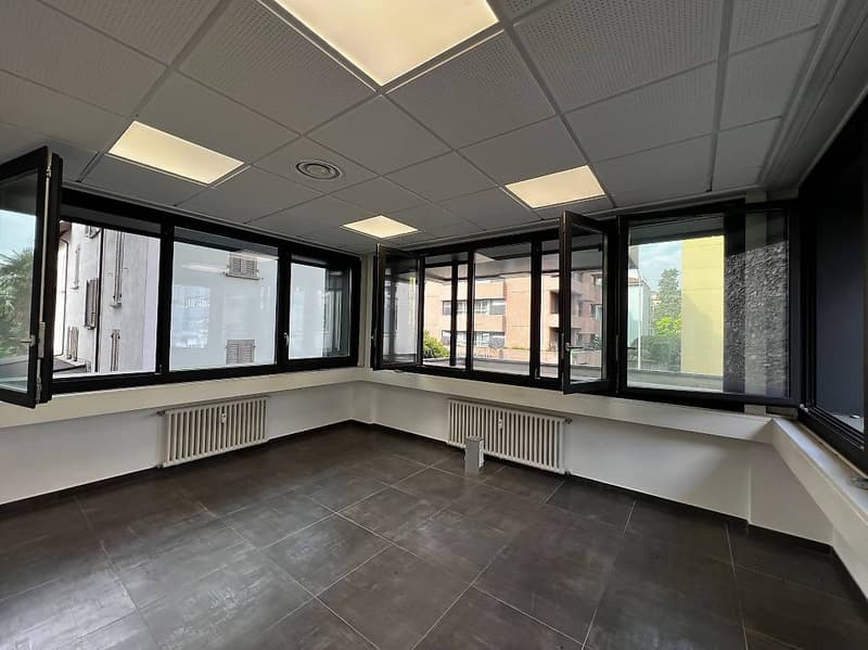 Rif.2683 Lugano Bureau duplex en location, zone Parco Ciani (8)