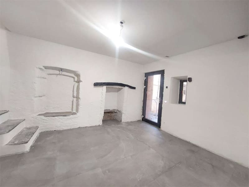Riva San Vitale, independent house in the center 2575 (4)