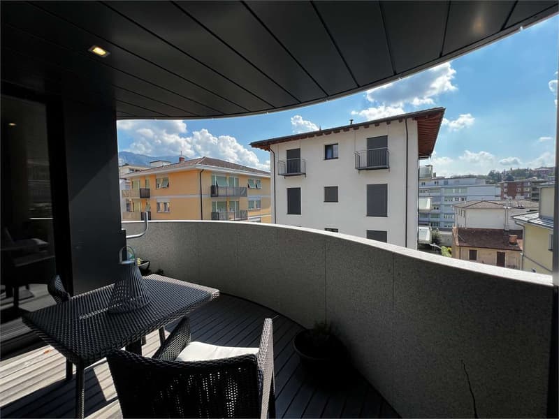 Rif. 2704 Lugano ampio 3.5 locali arredato a pochi passi dal centro pe (9)