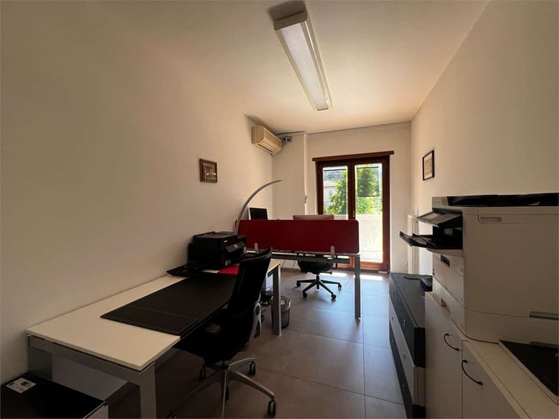 Rif. 2694 Lugano ufficio arredato in spazio condiviso (3)