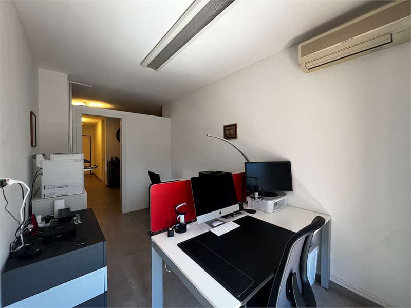 Rif. 2694 Lugano ufficio arredato in spazio condiviso (4)