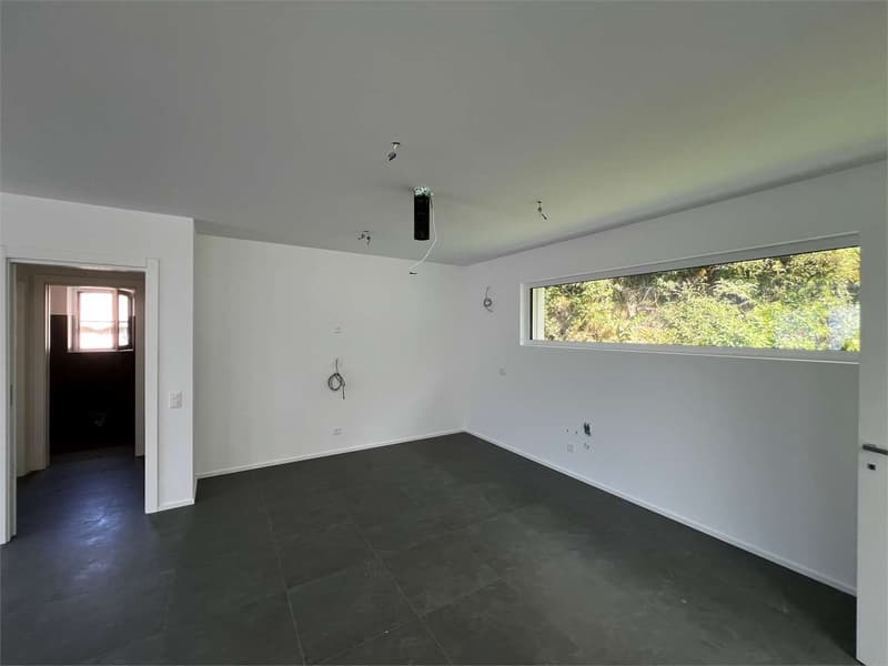 Rif. 2713 Pugerna Villa di nuova costruzione con giardini e vista lago (4)