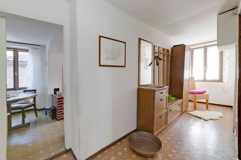 Single-family house with 6 rooms and panoramic view in Isone (10)