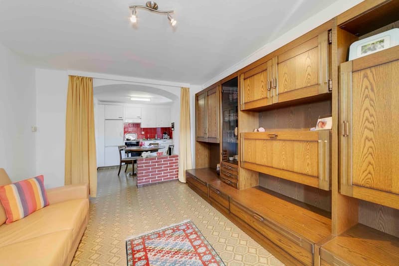 Single-family house with 6 rooms and panoramic view in Isone (11)
