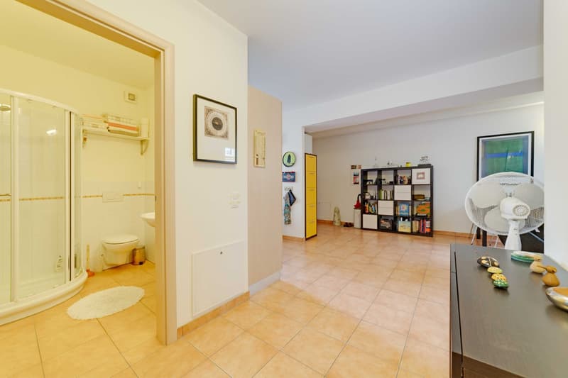 CASLANO – NUR WENIGE SCHRITTE VOM SEE | MÖBLIERTE 3.5-ZIMMER-WOHNUNG MIT TERRASSE – ZWEITWOHNSITZ (6)