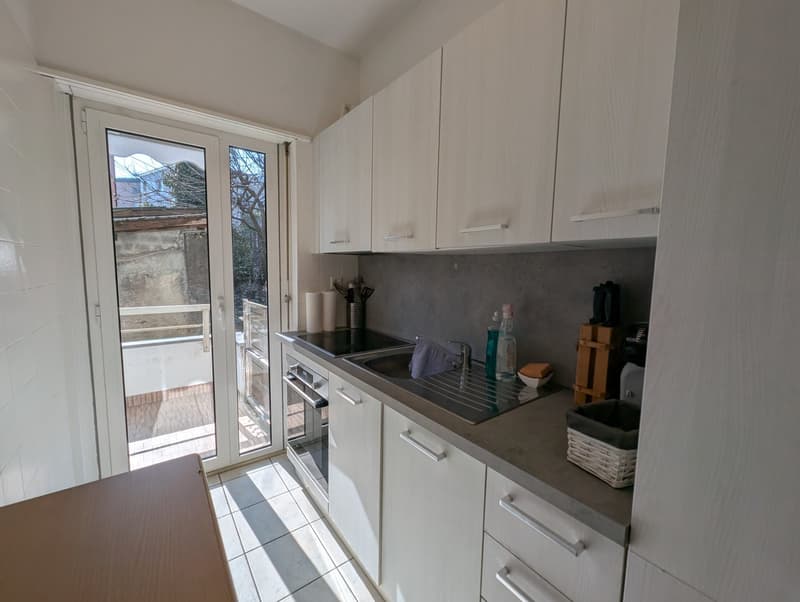 Einladendes 3.5-Zimmer-Apartment mit Terrasse und Garten (3)