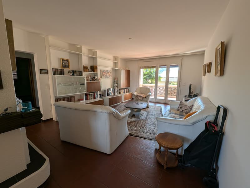 Schönes Apartment mit 4.5 Zimmern, nur wenige Schritte vom See entfernt (5)