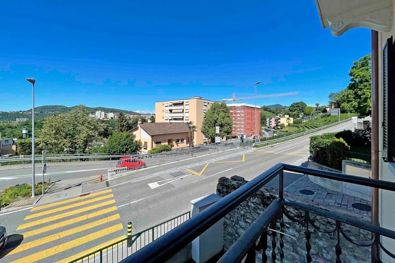 Appartement moderne et élégant avec terrasse couverte et jardin fabuleux (15)
