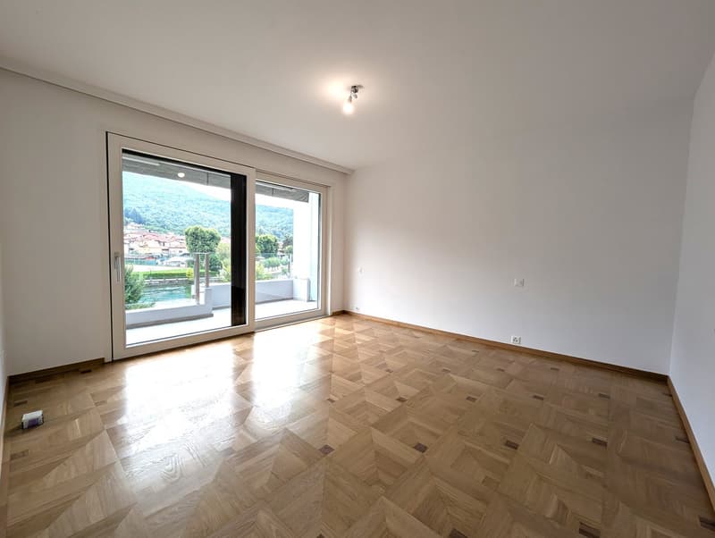 Modernes und elegantes Ferien-Penthouse am See mit Bootsliegeplatz (17)