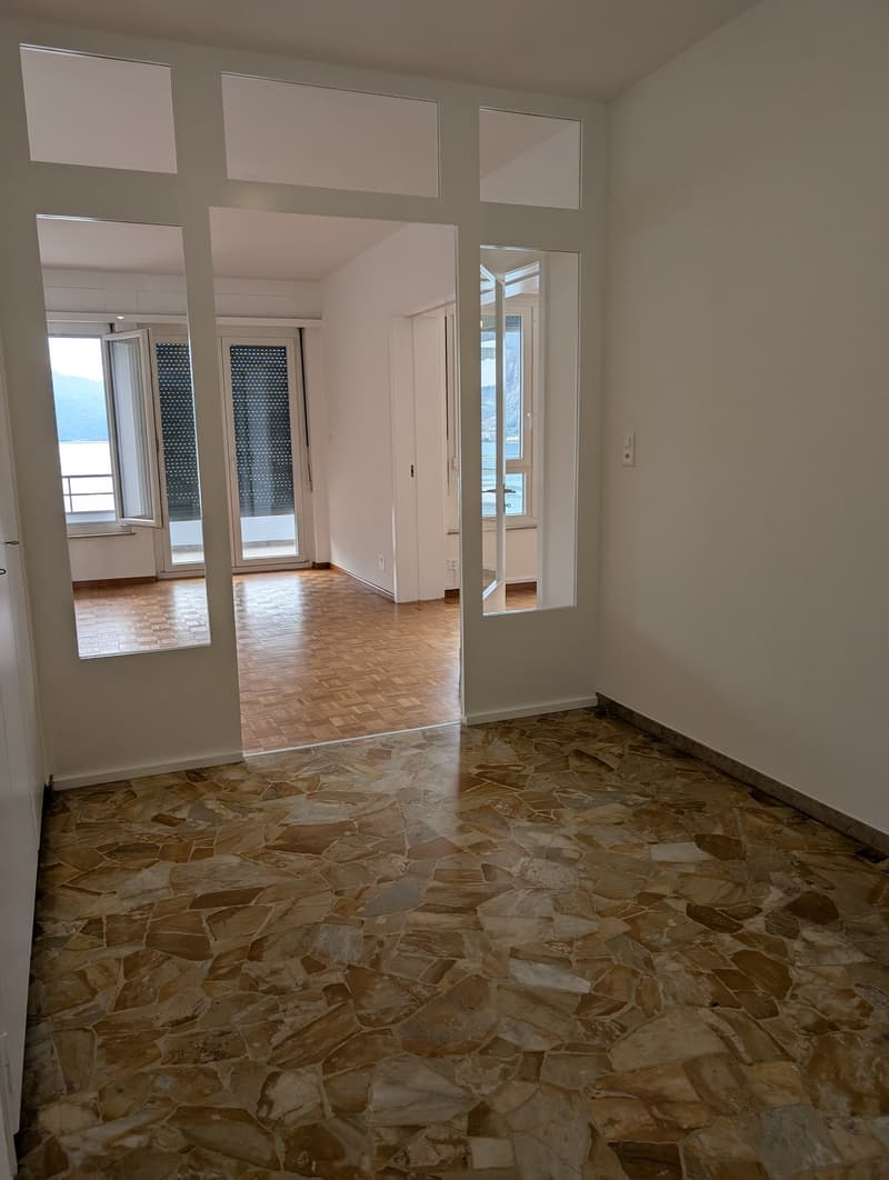 Appartamento di 4 locali con imprendibile e unica vista Lago (13)