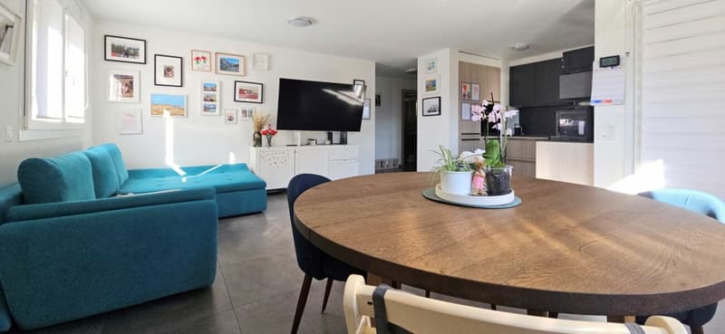 Wohnung mit 4.5 Zimmern und Garten (5)
