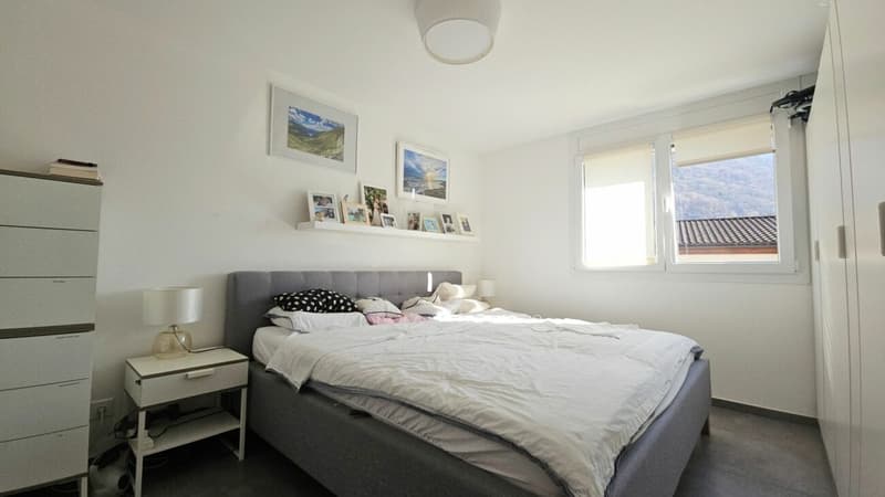 Wohnung mit 4.5 Zimmern und Garten (8)