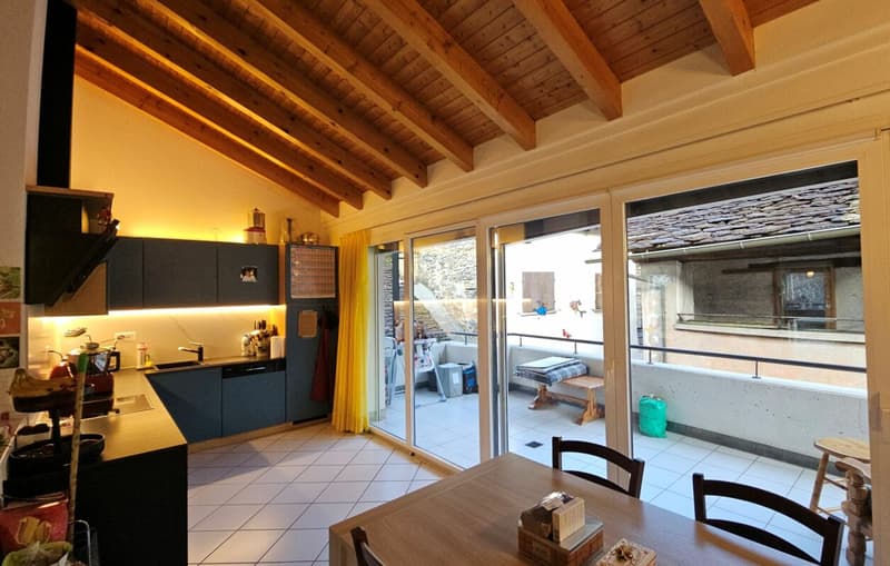CASA UNIFAMILIARE CON APPARTAMENTO DA REDDITO (7)