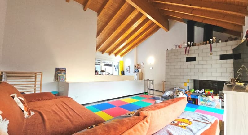 CASA UNIFAMILIARE CON APPARTAMENTO DA REDDITO (4)