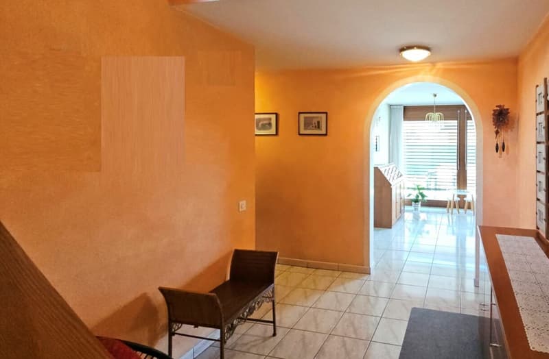 AMPIA CASA INDIPENDENTE CON GIARDINO (4)