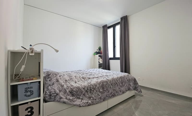 MODERNA CASA UNIFAMILIARE DI 5.5 LOCALI (12)