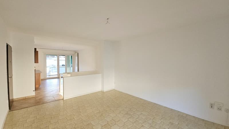 APPARTAMENTO 4.5 LOCALI A VACALLO (5)